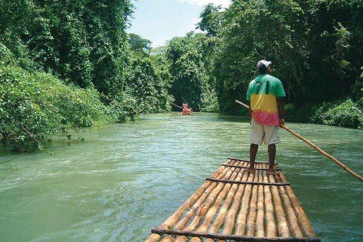 Martha Brae Bamboo Rafting Rolig sindsro