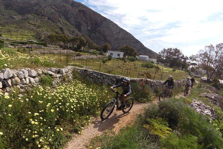 Santorini E-bike Adventures - O passeio de bicicleta original