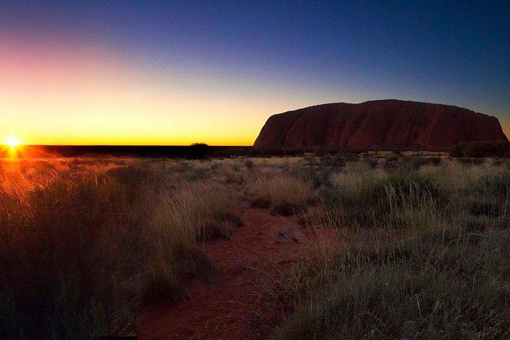 Uluru (Ayers Rock) Sunset Tour