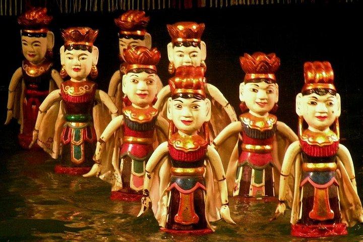ハノイ市内観光と水上人形劇