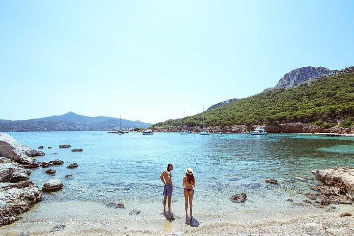 アテネからヒドラ島、ポロス島、アイギナ島へのVIP日帰りクルーズ