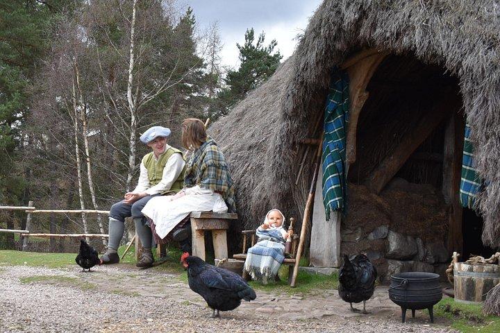 2-Day Outlander Experience Small Group Tour from Edinburgh
