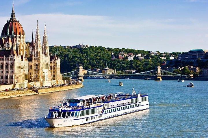 Excursion privée d'une journée à Budapest avec option déjeuner et croisière