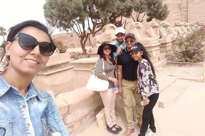 国内線を含むカイロからルクソールへの1泊旅行