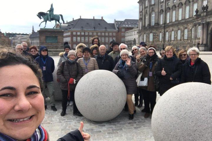 Copenhagen Walking Tour com Food Testing (prato smorrebrod e snap)