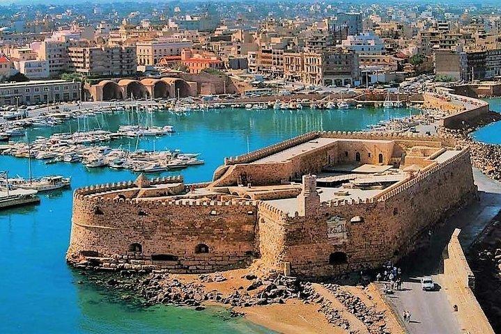 Private Tour in Knossos & Heraklion