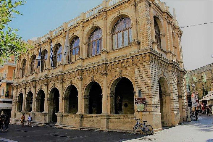 Private Tour in Knossos & Heraklion