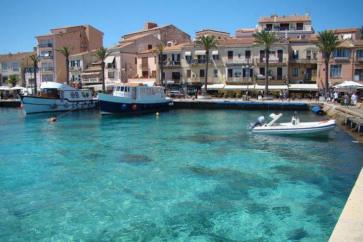 Tour in barca nell'arcipelago di La Maddalena da Palau