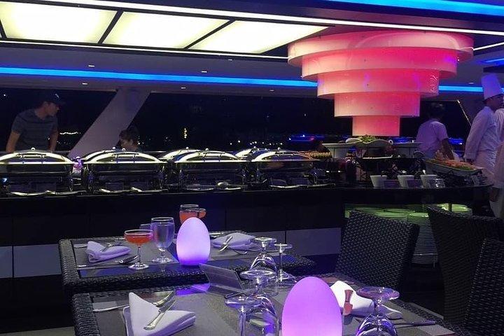Crucero con cena por el río Chao Phraya