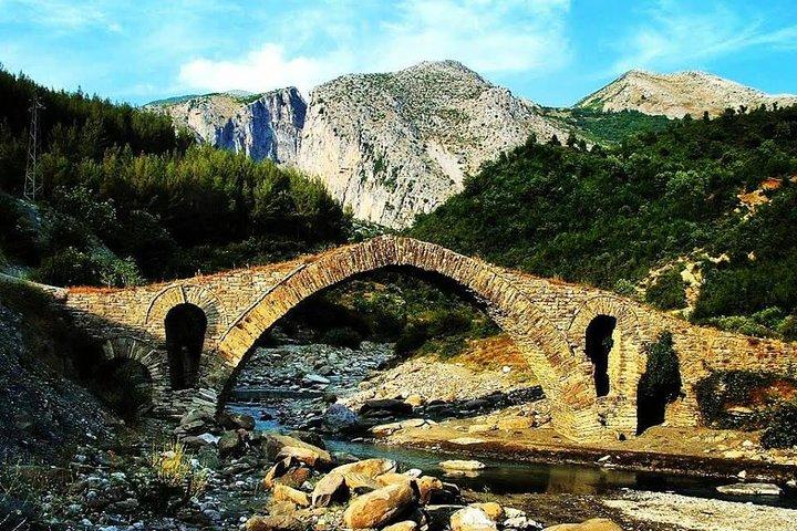 Canyons d'Osumi et cascade de Bogova au départ de Berat - Visite de 1001 Albanian Adventures