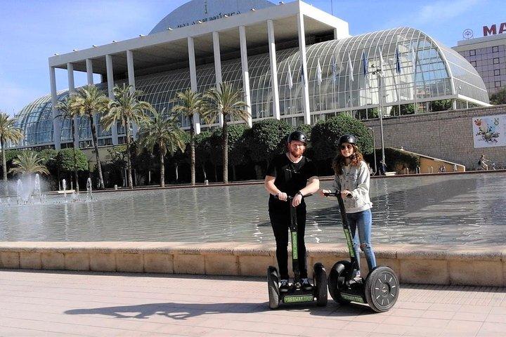 Visite des jardins en Segway et billet d'autobus touristique