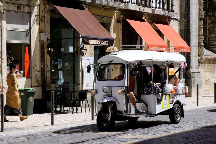 Hoteles alrededor de Tuk Tuk
