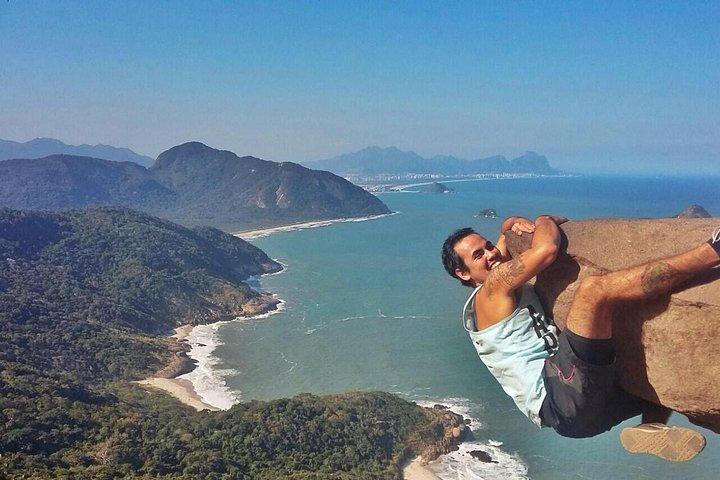 Pedra Do Telegrafo Hike Tour with Transfer