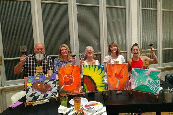 Paint & Sip in un Palazzo del XVII secolo con Wine & Pizza