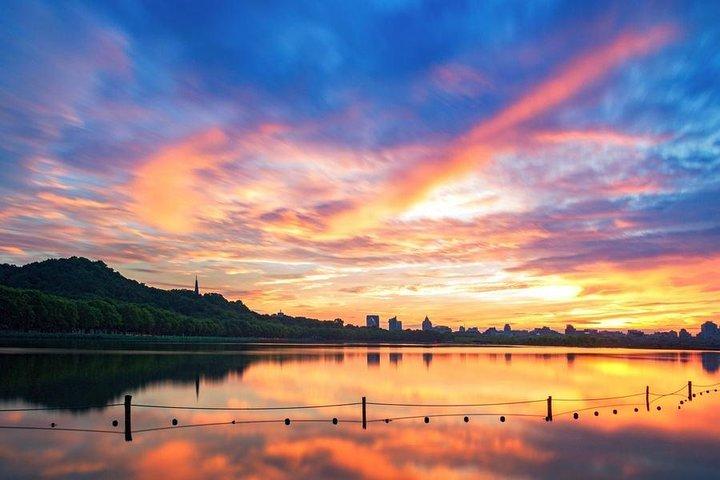 Hangzhou Highlights Private Day Tour med West Lake Boat Ride fra Shanghai
