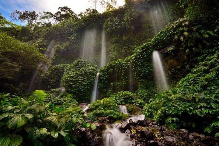 Ontdek de Benang Stokel-waterval