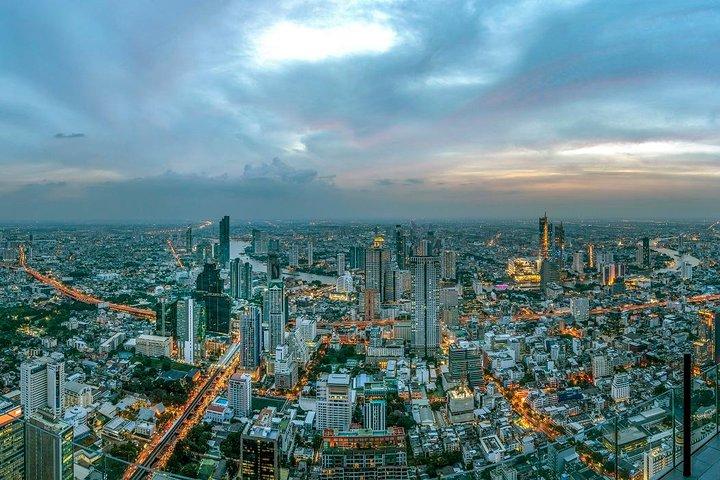 Mahanakhon Sky Walk Tour i Bangkok