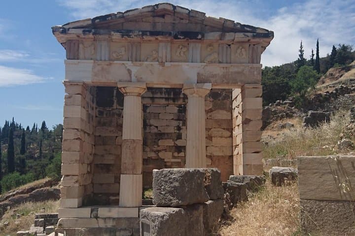 3-Day Trip to Delphi and Meteora from Athens