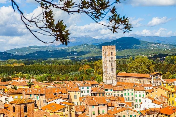 Lucca und Pisa Tagestour ab Rom