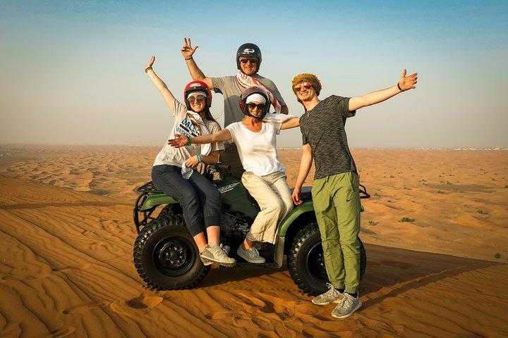 Dubai: Adventure Quad Bike Safari, Camel Ride & Forfriskninger