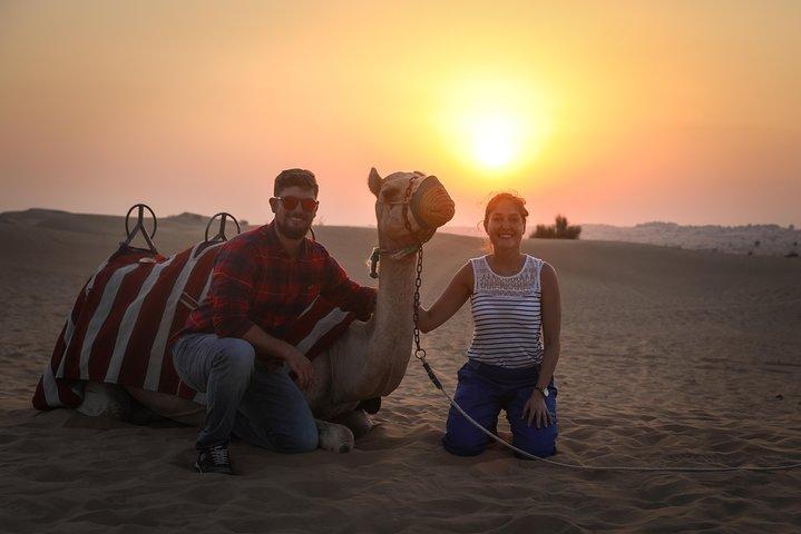 Dubai Sunset Camel Ride & BBQ-diner bij Al Khayma Camp