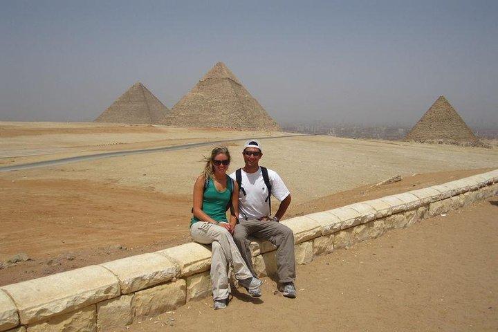 Tour zu Gizeh Pyramiden, Saqara und Memphis von Kairo oder Gizeh Stadt