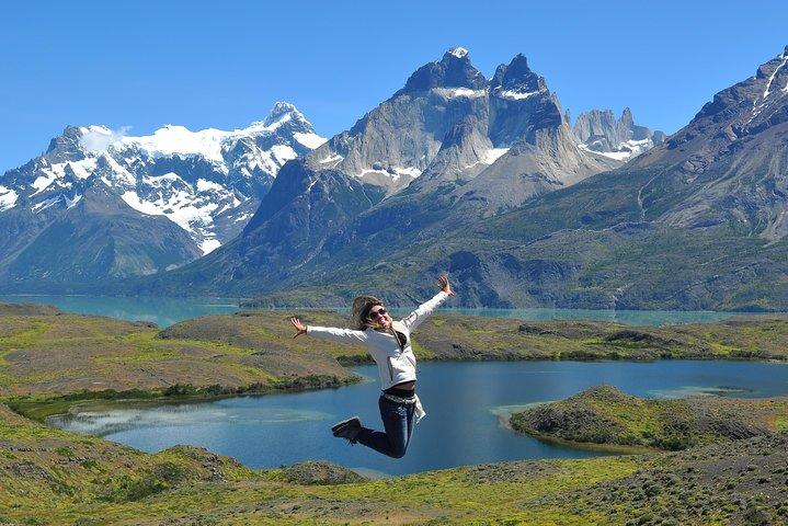 Torres Del Paine Full Day Camioneta Terrestre 4x4 desde El Calafate