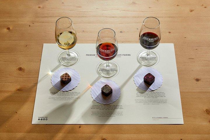 Porto: Cockburn's Port Lodge Tour & Main Room Wine Tasting