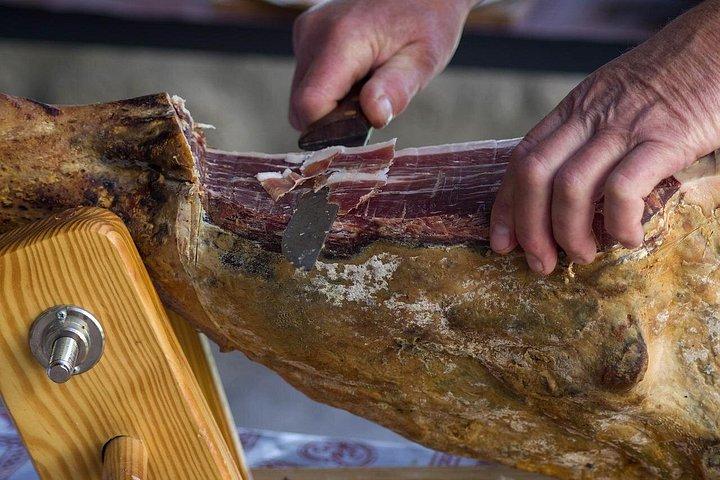 クッキング ラボ: 古い肉屋の芸術を発見する - ウンブリア