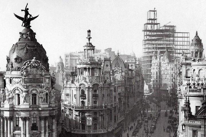 建築家と一緒に最高の屋上から見る Architour Gran Vía