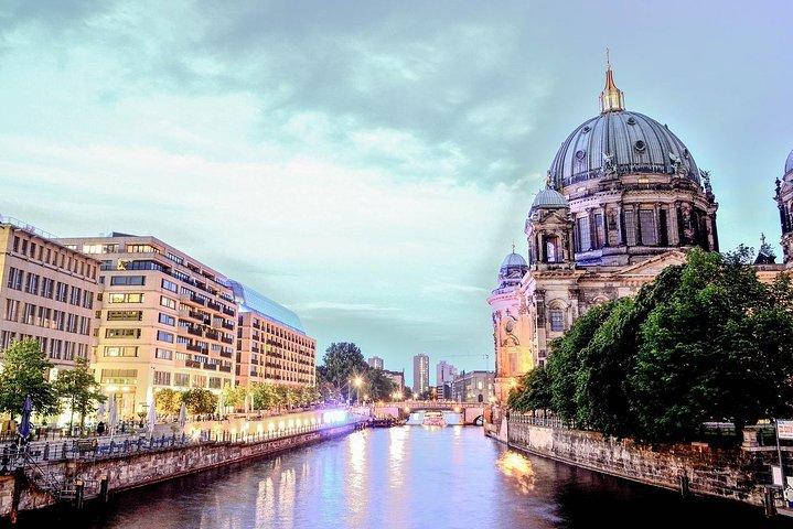 Transfert privé de Prague à Berlin, hôtel à hôtel, chauffeur anglophone