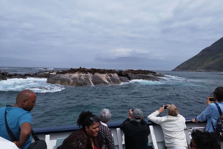 Private Historical Cape Town City and Scenic Drive Tour.