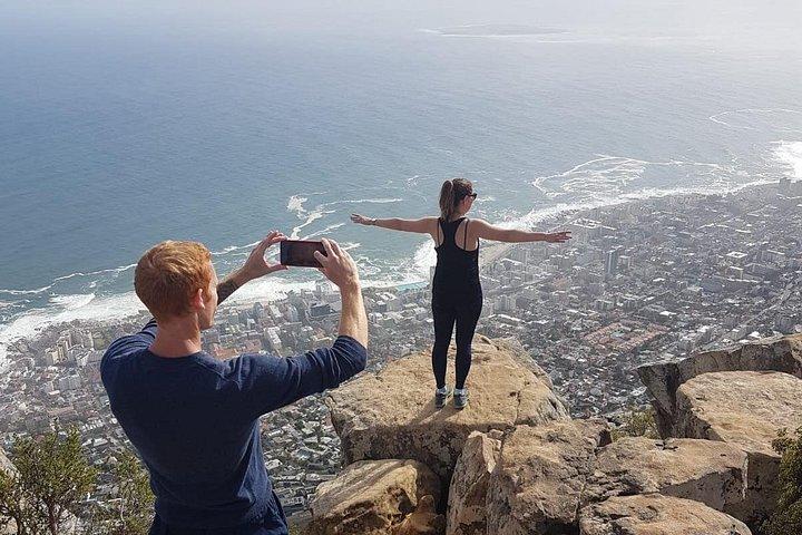 Camine por Table Mountain o Lions Head en Ciudad del Cabo como un local