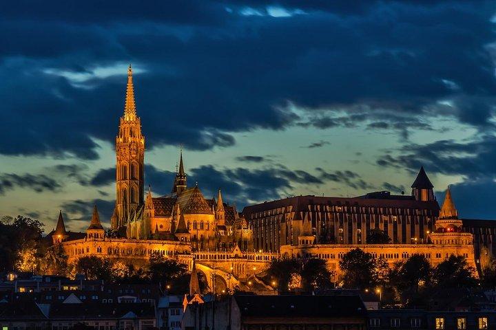 Budapest private City Tour by Car