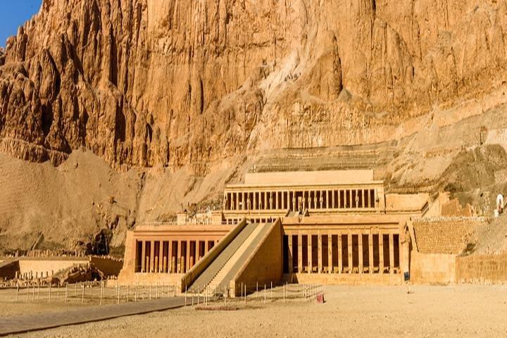 Pakket 4 dagen 3 nachten Luxor naar Abu Simbel Korte vakantie