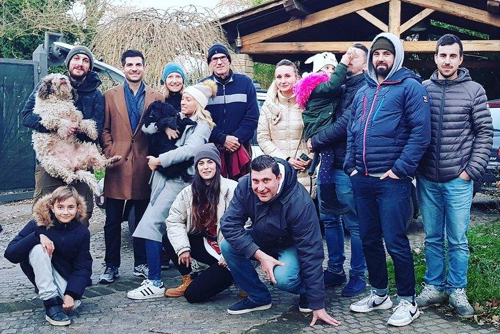 Caça às trufas perto de Roma com um almoço de 7 pratos