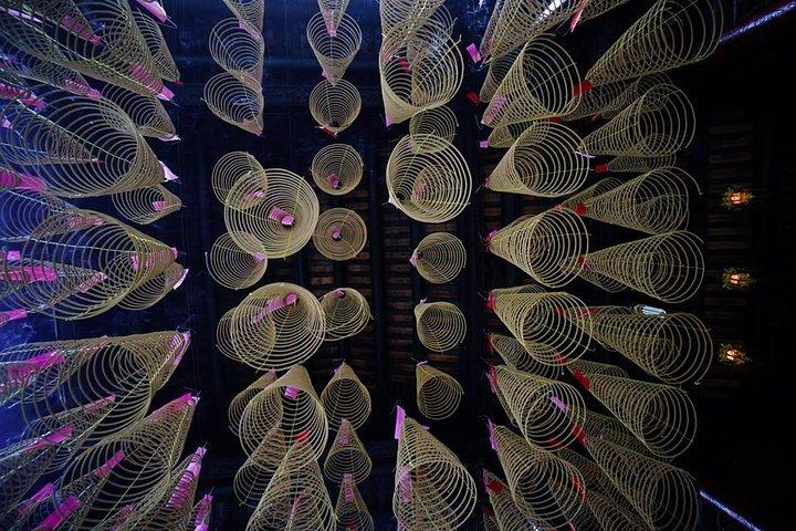 プライベート到着転送：タンソンニャット空港からホーチミン市ホテル