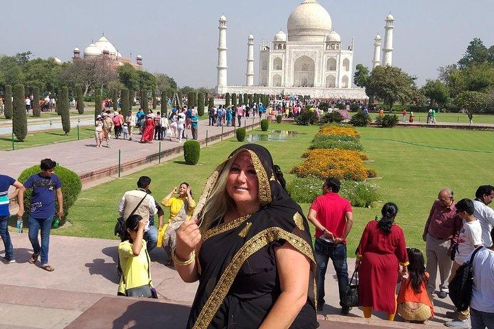 プライベート4泊5日ゴールデントライアングルツアー(DELHI-AGRA-JAIPUR)