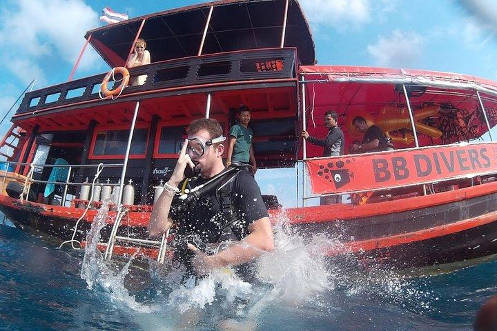 Curso de mergulhador em águas abertas de Padi, torne-se um mergulhador em 3 dias