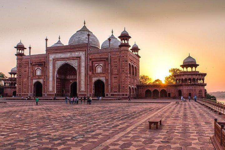 Från Jaipur Privat Taj Mahal & Agra Fort Dagstur med överföringar