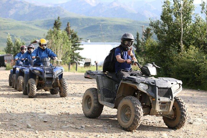 Avventura ATV classica con ristorazione in campagna