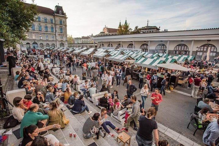 Excursão privada pela cidade de Ljubljana. 4 horas com um guia local amigável e divertido.