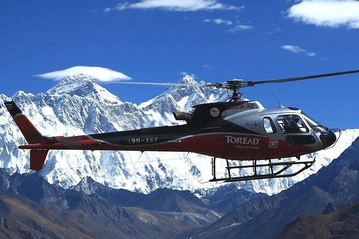 Excursão por helicóptero no Everest Base Camp: Restaurantes em Everest View Hotel