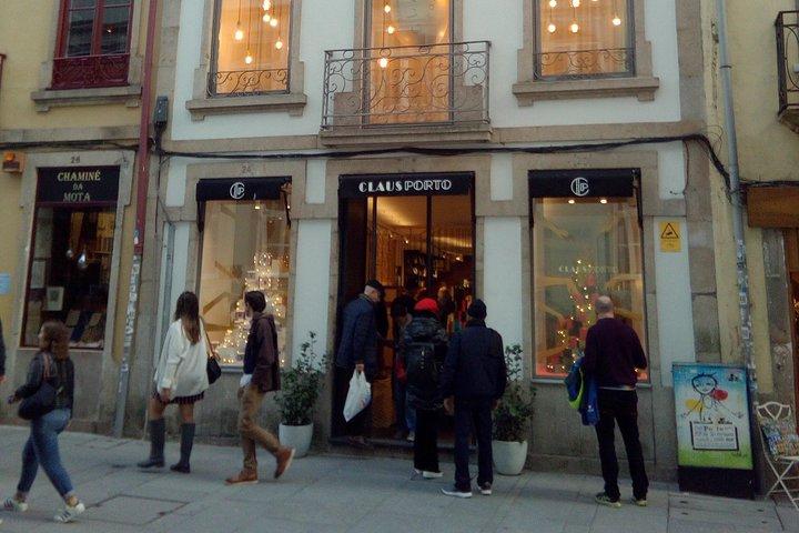 Privétour langs de belangrijkste bezienswaardigheden van Porto met traditionele lunch.