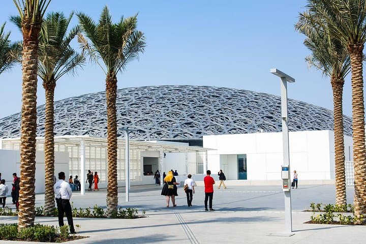 From Dubai: Abu Dhabi Full-Day Trip with Louvre & Grand Mosque