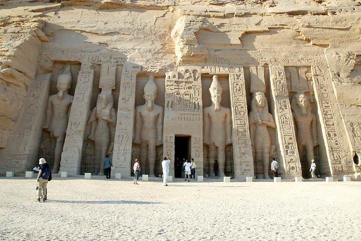 Viagem ao Templo de Abu Simbel de Aswan