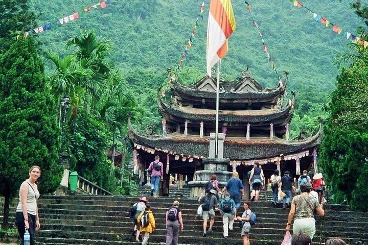 Perfume Pagoda 1 Dia Tour