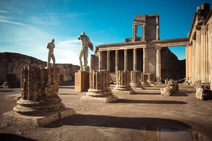 Naples to Ravello transfer via 2 hours in Pompeii (or vice versa)