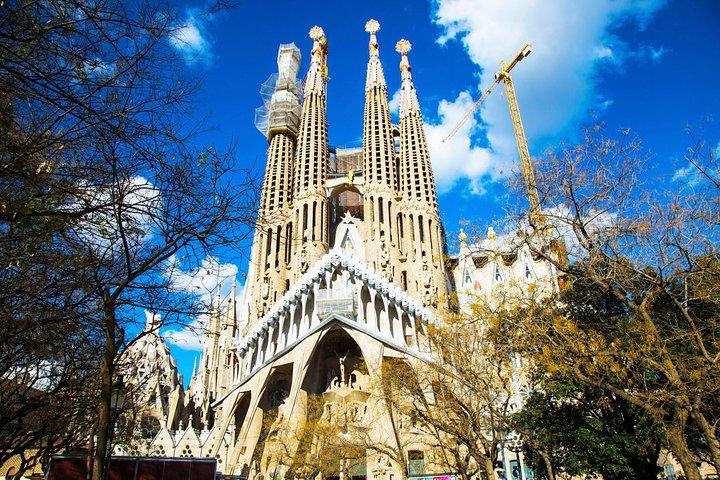 Tour Privado Parque Güell y Sagrada Familia