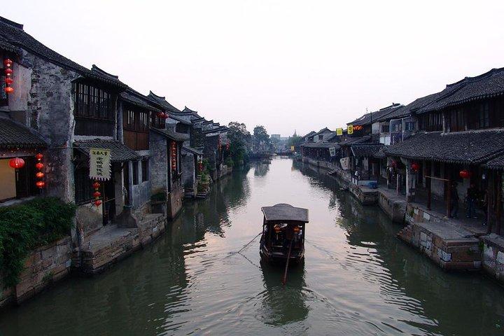 Xitang Water Town Erstaunliche private Tagestour ab Shanghai mit Bootsfahrt